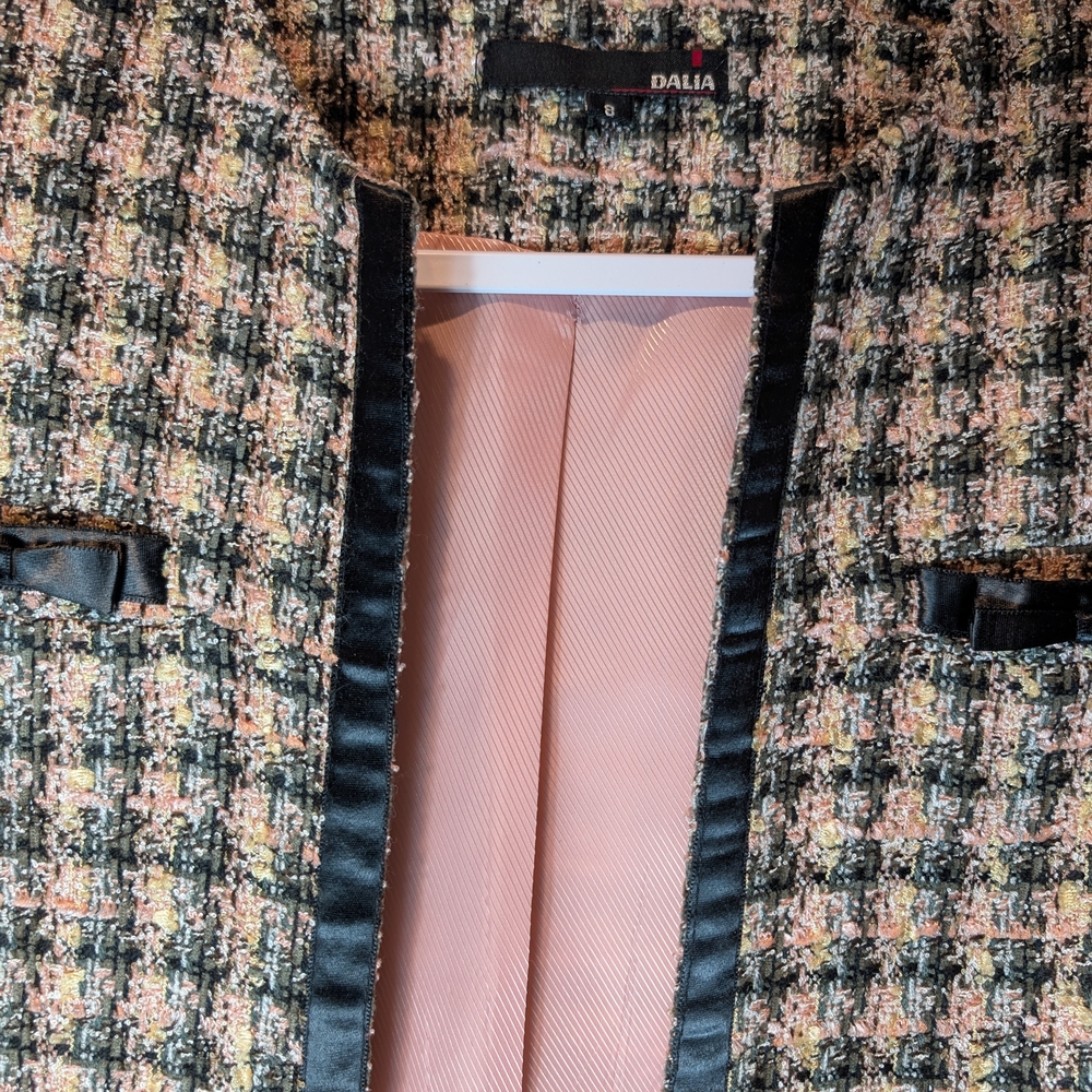Pre-owned Chic Women's Tweed Jacket - Black and Cream - Picture 8 of 10